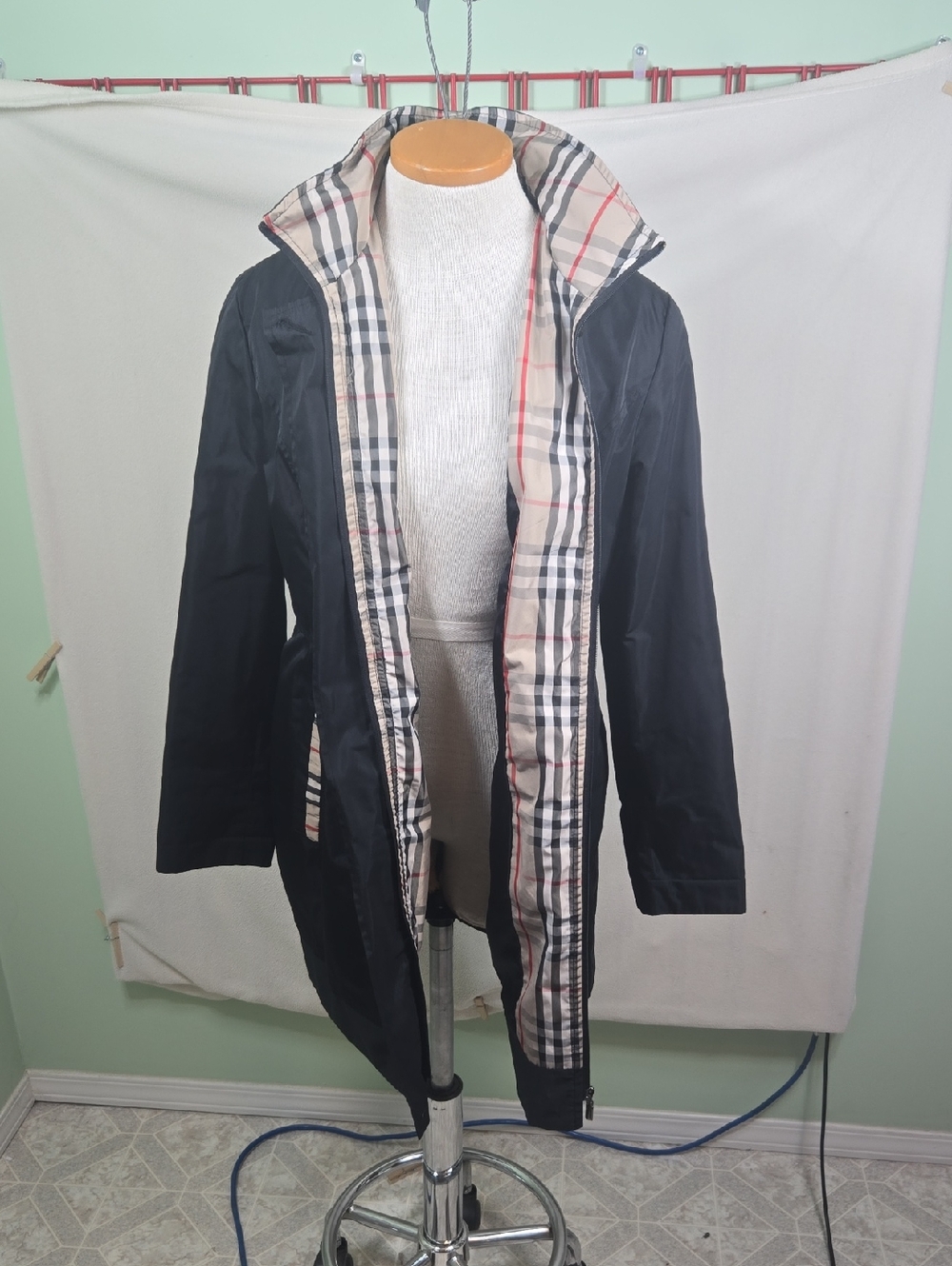 Milamo Korean Trench/RainClassic Black with Plaid Lining (Burberry Like)